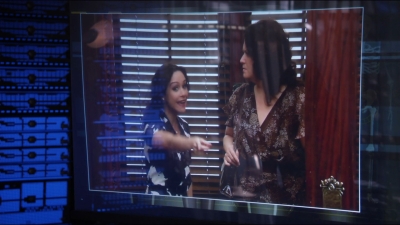 bones8x21_1000.jpg