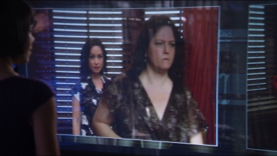 bones8x21_1017.jpg
