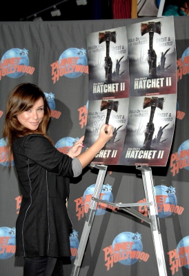 Danielle_Harris_Visits_Planet_Hollywood2010_283929.jpg