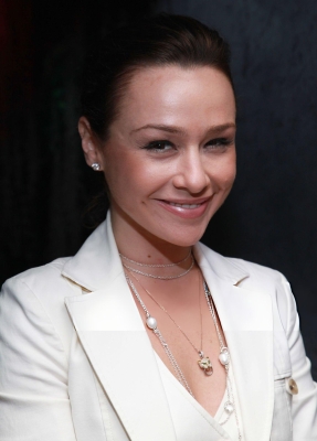 Blood_Manor_s_2010_Season_Grand_Opening_28429.jpg