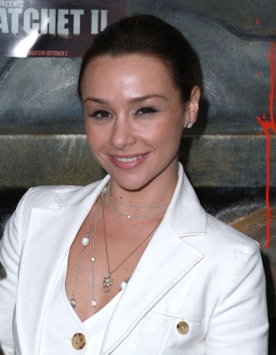 Blood_Manor_s_2010_Season_Grand_Opening_28829.jpg