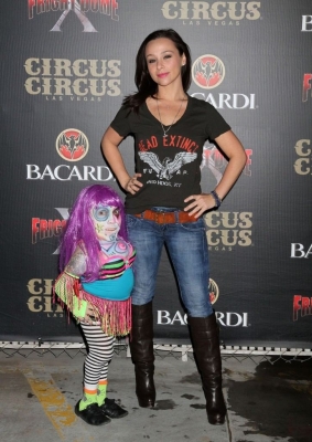 Click to view full size image
==============
Fright_Dome_2012_28929.jpg Fright_Dome_2012_28929.jpg