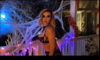 Click to view full size image
==============
DH_Shoot_2_-00292.jpg DH_Shoot_2_-00292.jpg